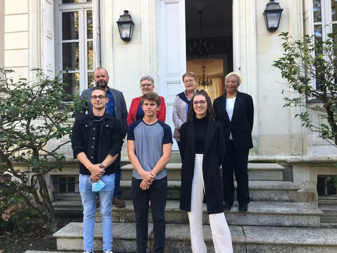 Contrats aidés Segré_06 10 21_AVC